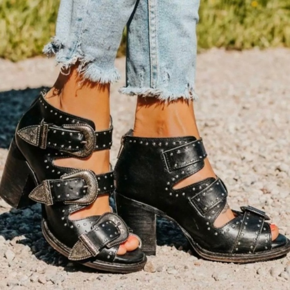 Freebird by Steven Violet heeled booties - black